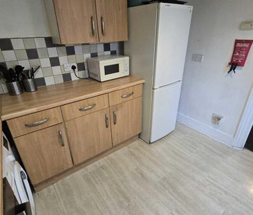 1 bedroom house of multiple occupation to rent - Photo 5