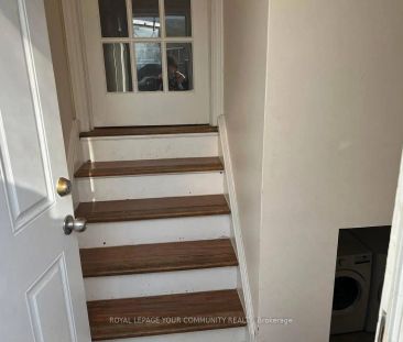 299 Towercrest Drive #Basement - Photo 2