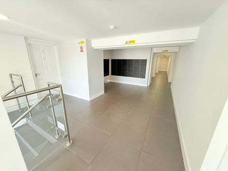 Newton Road, Yeovil, Somerset - Photo 5