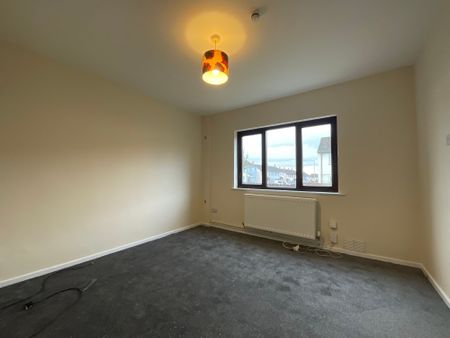 12 The Cherry Walk, Belfast, BT38 8HD - Photo 3