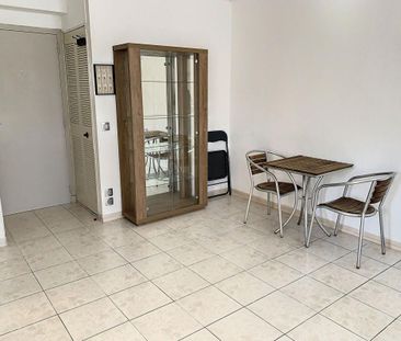 Location Appartement 1 pièce Meublé 30m² VALLAURIS 06220 - Photo 1