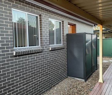 Modern 2-Bedroom Granny Flat in Quiet, Convenient Location - Photo 5