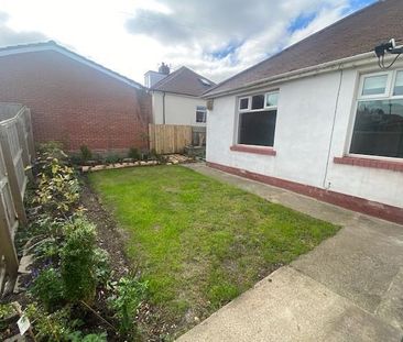 2 bedroom bungalow to rent - Photo 1