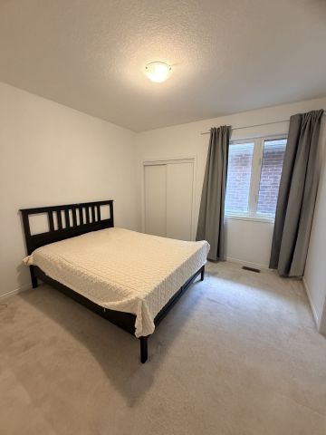 For Lease - 7969 BUCKEYE Crescent, Niagara Falls, Ontario - Photo 5