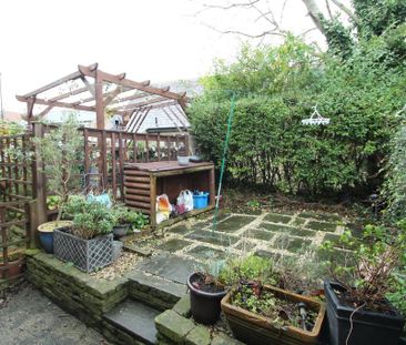 2 bedroom terraced house to rent - Photo 5