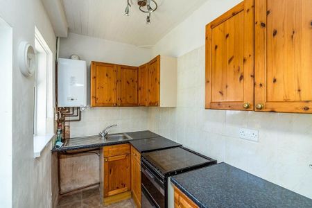 3 bedroom terraced house to rent - Photo 5