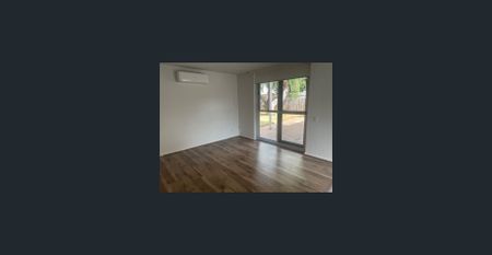 Refurbished 2-Bedroom Unit with Private Courtyard in Convenient Burwood East Location - Photo 5