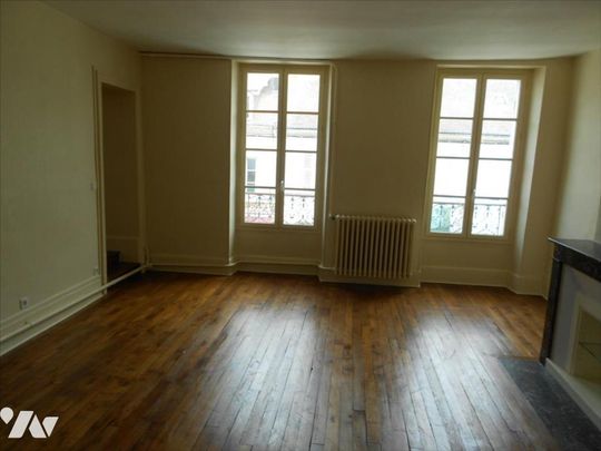 BEL APPARTEMENT F4 CENTRE VILLE - MONTARGIS 92 m2 - Photo 1