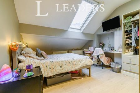 4 bedroom house to rent - Photo 3