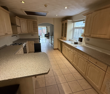 7 bedroom terraced house to rent - Photo 4