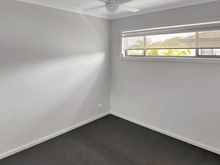 BRAND NEW TOWNHOUSE - Photo 2