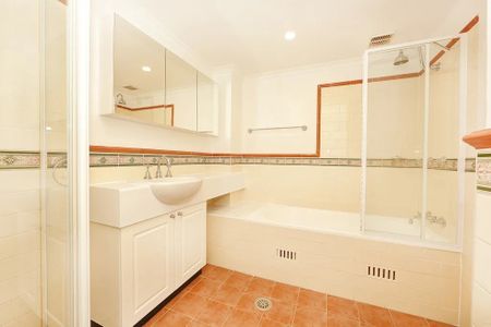 28/40-44 Rosalind Street, Cammeray NSW 2062 - Apartment For Rent | Domain - Photo 3