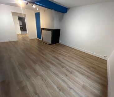 Location Appartement 1 pièce 26m² LA FERTE GAUCHER 77320 - Photo 1