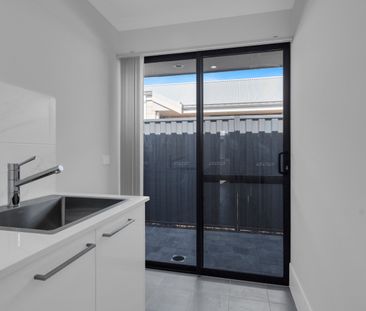 Spacious Four Bedroom Home for Lease - Photo 6