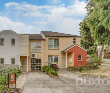 43 Kierens Way, Chadstone VIC 3148 - Townhouse For Rent | Domain - Photo 2