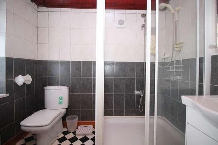 Blundell Road, Leicester, LE5 - Photo 2