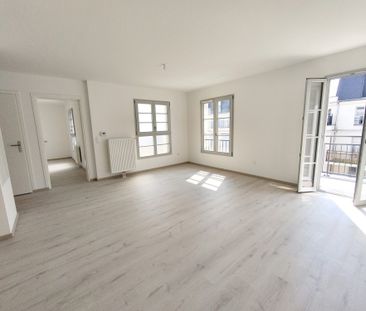 Location Appartement 3 pièces 61m² COMPIEGNE 60200 - Photo 2