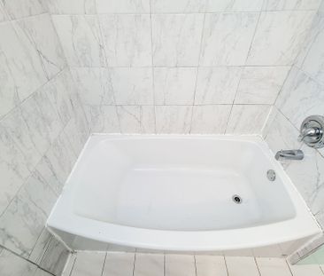 For Lease - 4433 Meadowvale Drive, Niagara Falls, Ontario - Photo 6