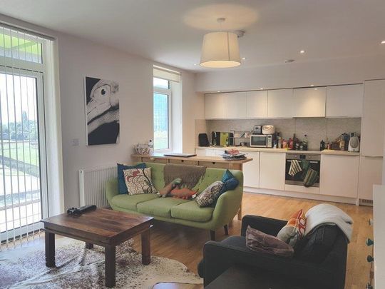 2 bedroom flat to rent - Photo 1