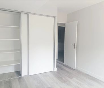 Location Appartement 4 pièces 145m² NARBONNE 11100 - Photo 2