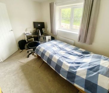 Rhodfa'r Rhyddwen, Hendredenny, Caerphilly - Photo 5