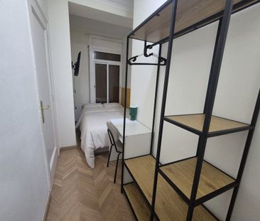 Carrer de Buenos Aires, Barcelona, Catalonia 08029 - Photo 1