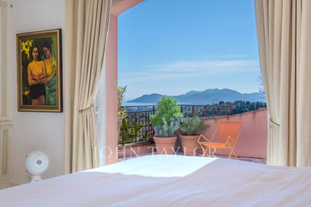 Maison à louer Mougins, Cote d'Azur, France20 000 EUR / Mois - Photo 2