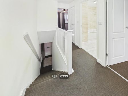 3 bedroom terraced house to rent - Photo 4