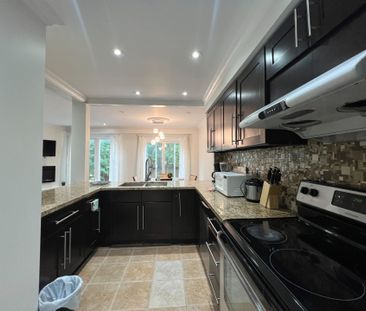 For Lease - 172 Stephenson Crescent, Richmond Hill, Ontario - Photo 2