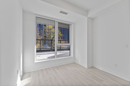 For Lease - 60 Central Park Roadway N/A Unit# 305, Toronto, Ontario - Photo 2