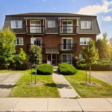 4 1/2 à louer - Photo 4