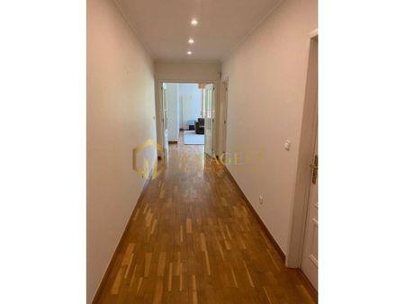 3 room luxury Flat for rent in Porto, Distrito do Porto - Photo 3