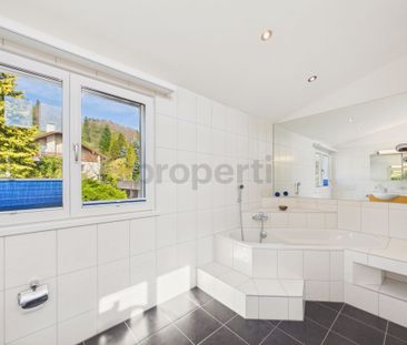 Generous, family-friendly single-family house in a sunny, quiet loc... - Photo 6