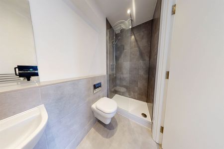 2 bed apartment to rent in /Regents Plaza, Gosforth, Newcastle Upon Tyne, NE3 - Photo 5