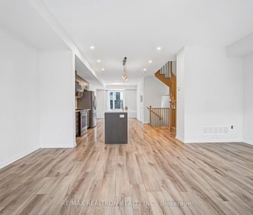 For Lease - 25 Aberfoyle Street, Vaughan, Ontario - Photo 6