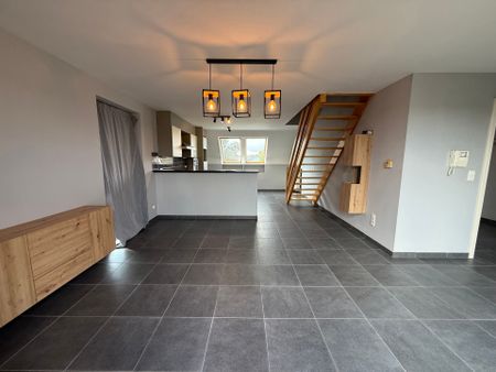 WICHELEN - Ruim duplexappartement vlakbij het station. - Foto 3