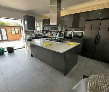 Double room to rent close to barking tube station- - Photo 3