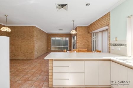 Welcome to 15 Clydesdale Street, Alfred Cove! - Photo 2