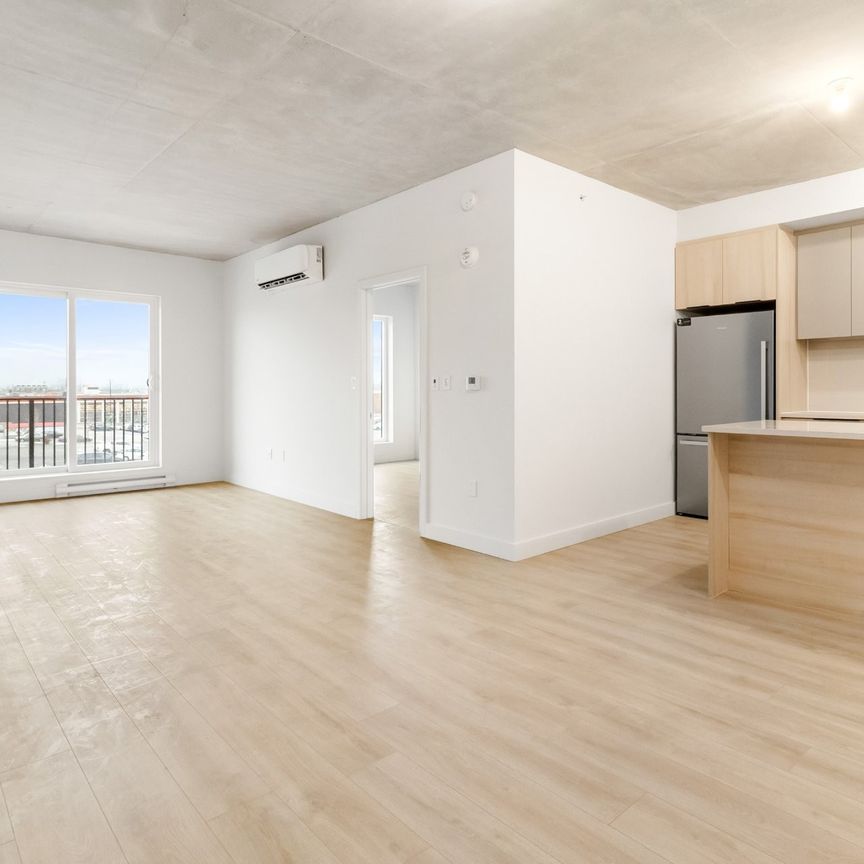 37 Boul. Brunswick, #308 - Photo 1