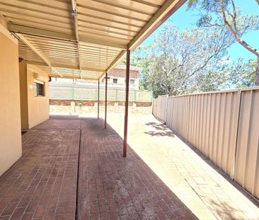 Spacious Double-Storey Duplex with Expansive Entertainer's Backyard... - Photo 5