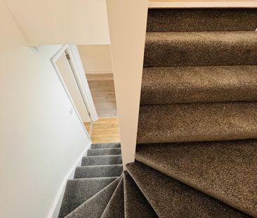 3 bedroom flat to rent - Photo 2