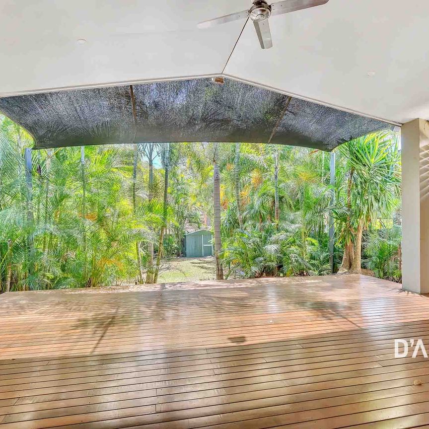 24 CANBERRA DR - Photo 1