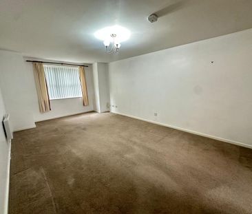 2 bedroom ground floor flat to rent - Photo 1