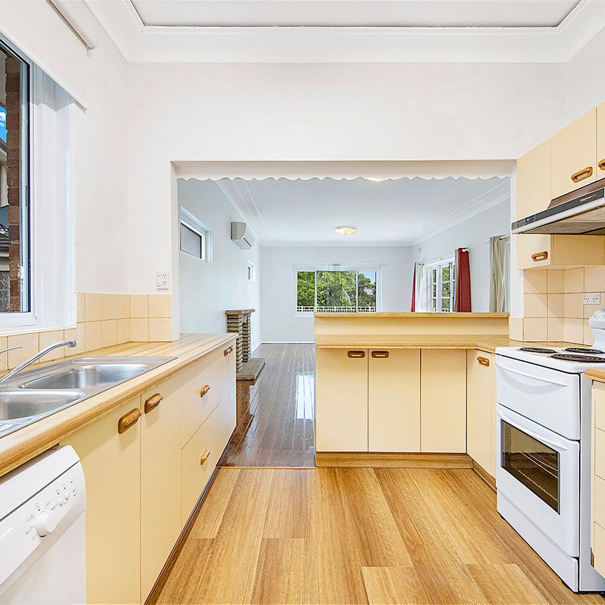 97 Hawthorne Avenue, Chatswood NSW 2067 - House For Rent | Domain - Photo 1