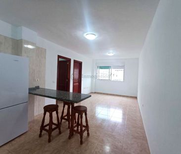 Se alquila en Buzanada apartamento de 2 dormitorios - Photo 1