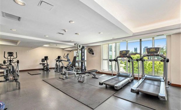 For Lease - 200 Rideau Street Unit# 905, Lower Town - Sandy Hill, Ontario - Photo 1