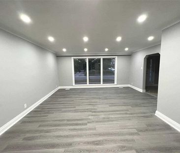 For Lease - 25 Courton Drive, Toronto, Ontario - Photo 2