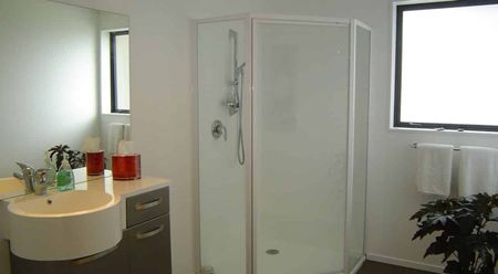 3 Bedroom on The Ridgeway - Photo 5