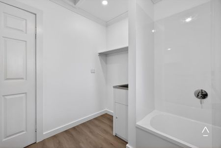 Spacious Comfortable family home - Photo 4