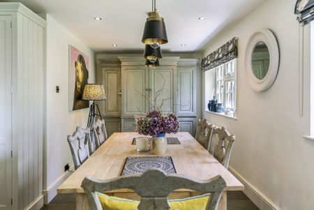 3 bedroom semi-detached house to rent - Photo 3